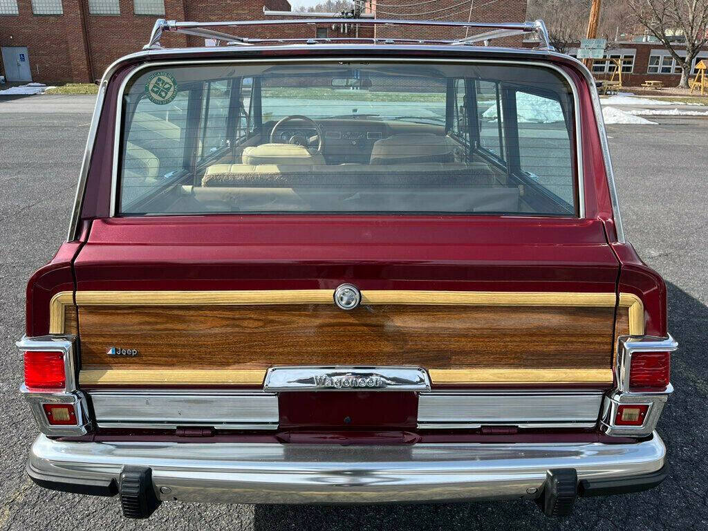 1981 Jeep Wagoneer 6