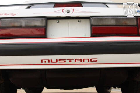 1990 Ford Mustang