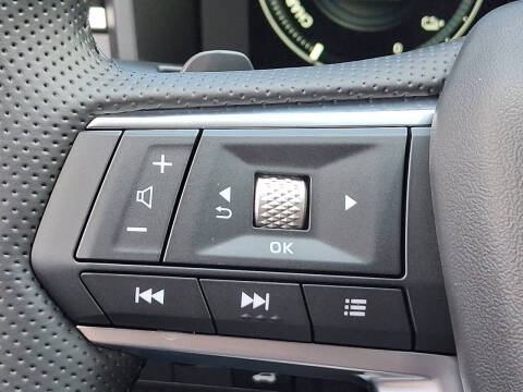 2025 Mitsubishi Outlander PHEV SE