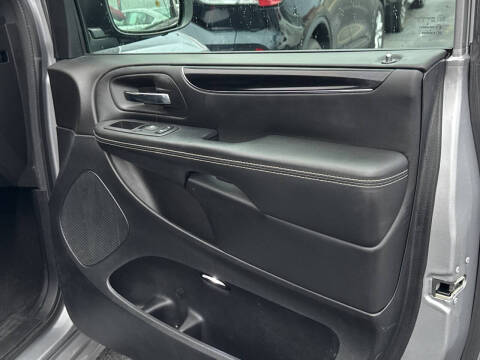 2018 Dodge Grand Caravan SE