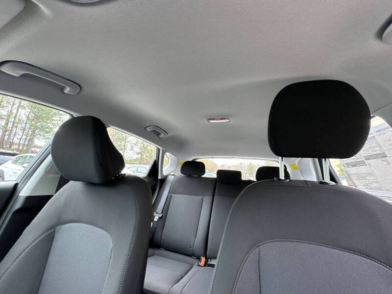 2026 Hyundai Kona SE