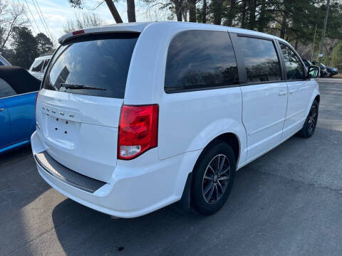 2017 Dodge Grand Caravan SE