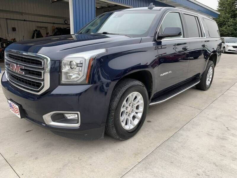 2017 GMC Yukon XL SLE