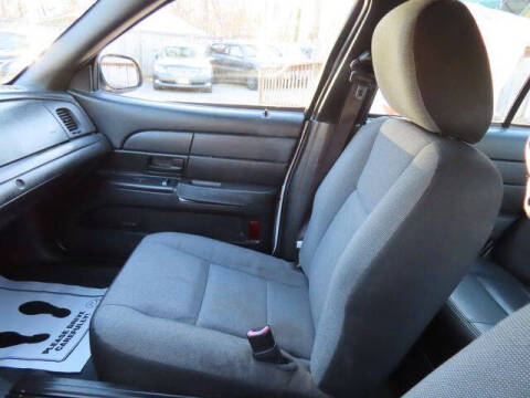 2011 Ford Crown Victoria