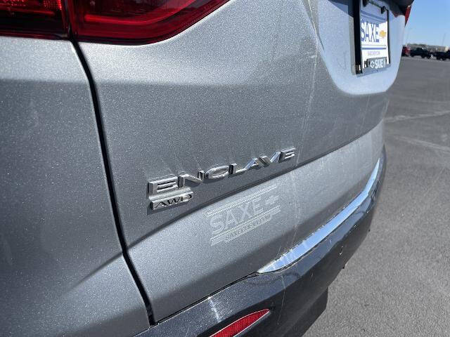 2023 Buick Enclave Essence