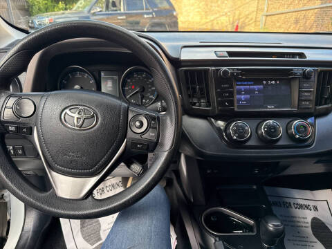 2018 Toyota RAV4 LE