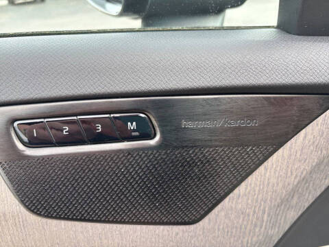 2023 Volvo XC90 B6 Plus Bright Theme 7P