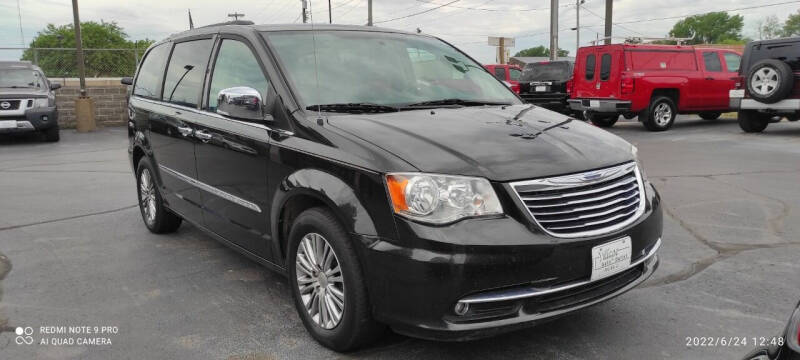 2014 Chrysler Town and Country for sale at Village Auto Outlet in Milan IL