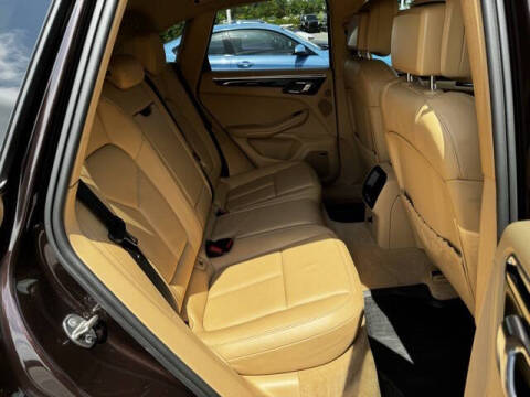 2015 Porsche Macan S