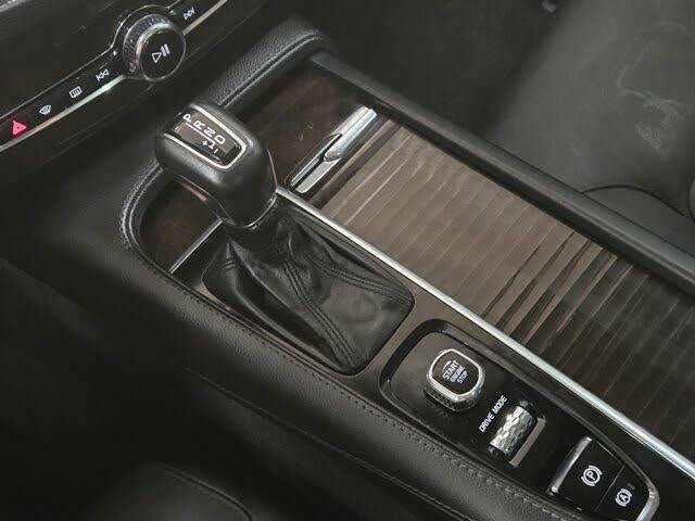 2019 Volvo XC90 T5 Momentum