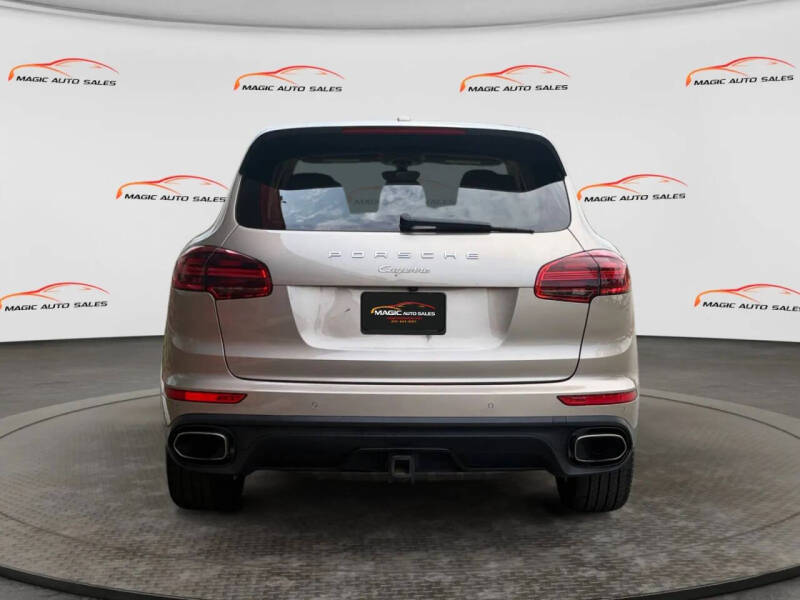 2016 Porsche Cayenne