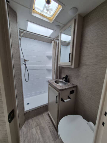 2023 Thor Motor Coach Chateau 22E