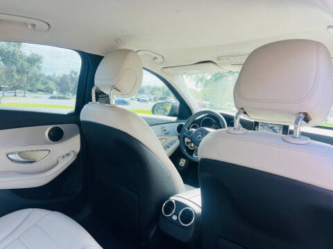 2015 Mercedes-Benz C-Class C 300