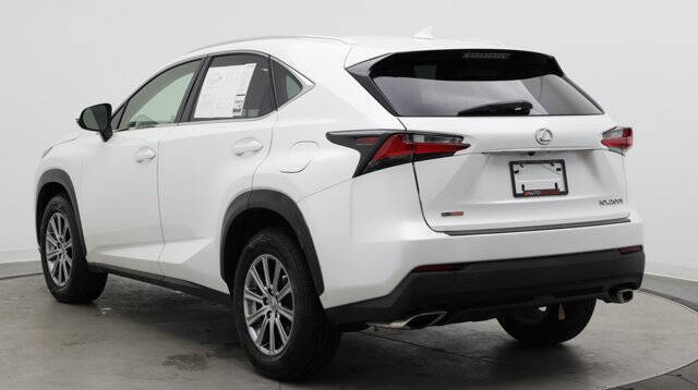 2017 Lexus NX 200t