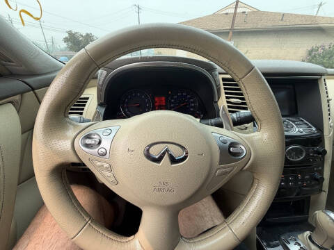 2009 Infiniti FX35