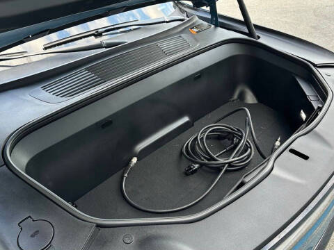 2022 Rivian R1T Adventure