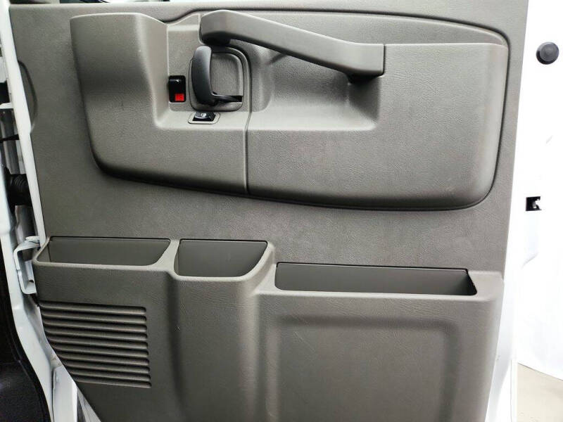 2021 Chevrolet Express 2500