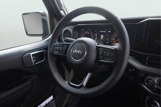 2025 Jeep Gladiator Sport S