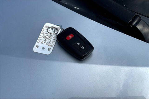 2019 Toyota Prius L Eco