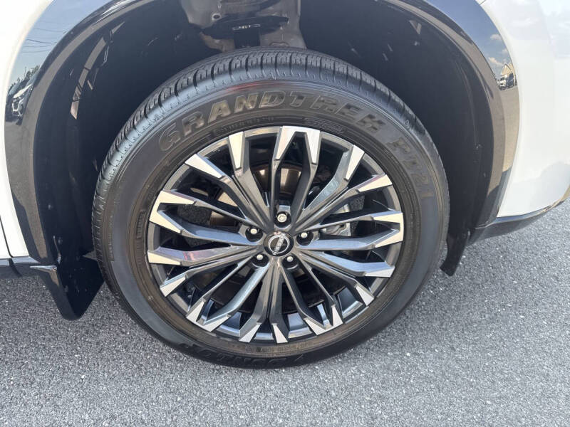 2024 Nissan Rogue Platinum