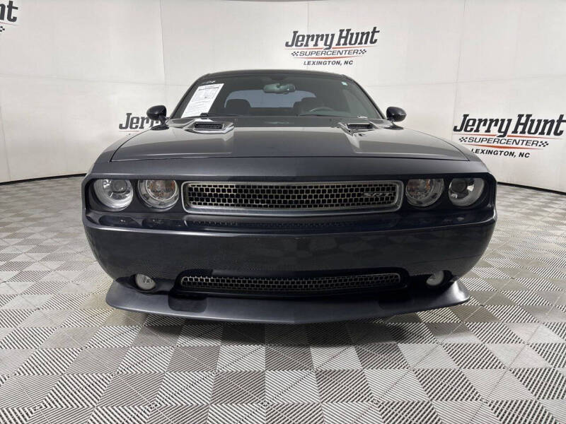 2014 Dodge Challenger SRT8