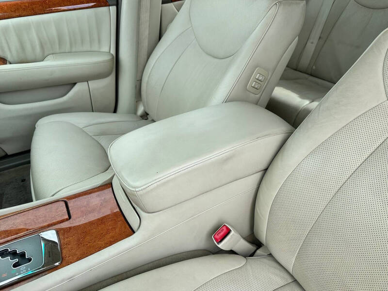 2005 Lexus LS 430