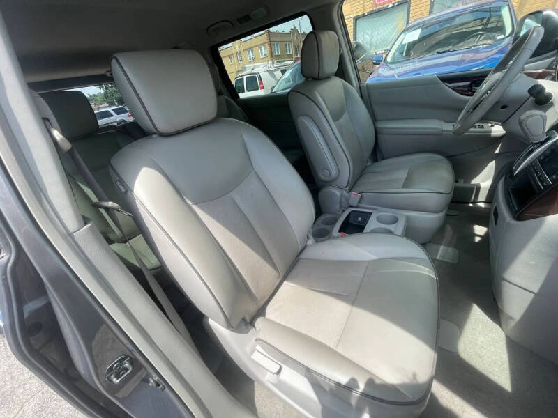2016 Nissan Quest