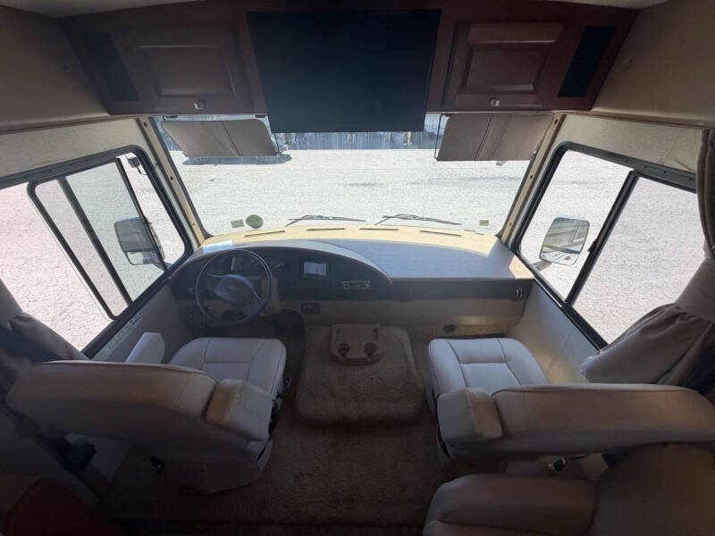 2015 Winnebago Vista