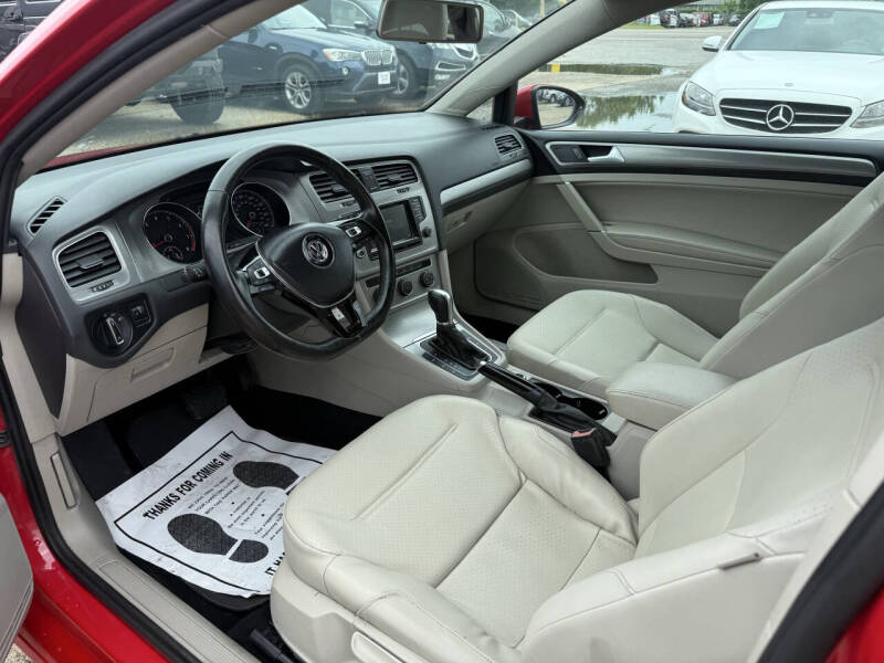2015 Volkswagen Golf TSI S