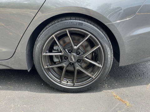 2020 Genesis G70