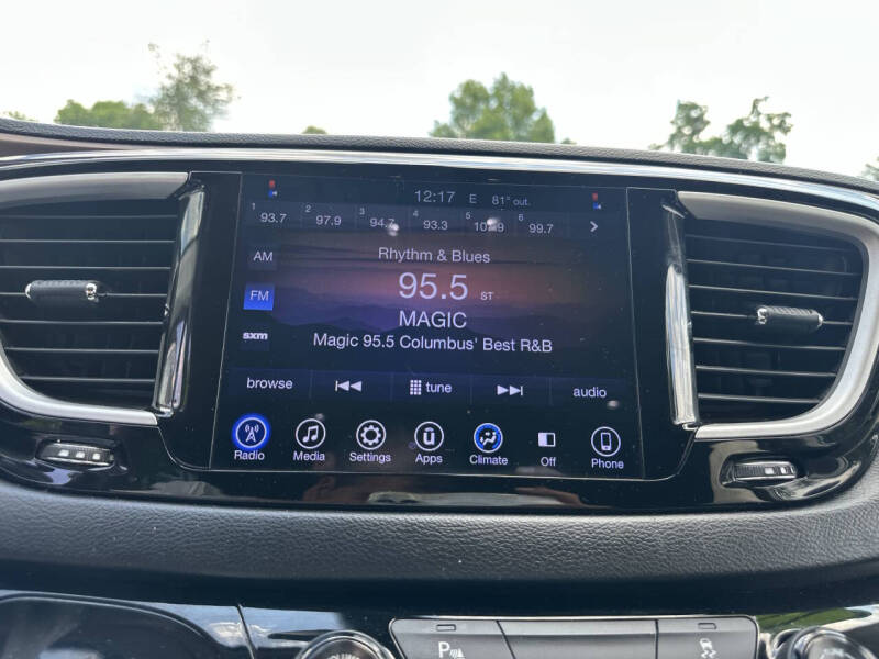 2017 Chrysler Pacifica Touring