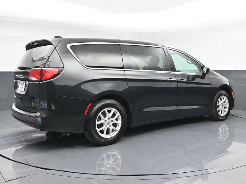 2017 Chrysler Pacifica Touring