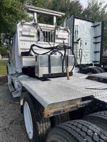 2008 Sterling AT9500 Series