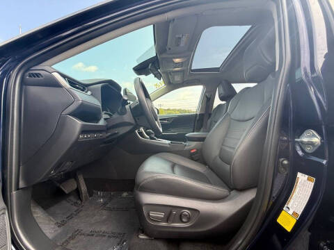 2024 Toyota RAV4 Hybrid XLE Premium