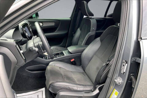 2019 Volvo XC40 T5 R-Design