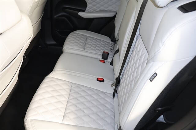 2024 Mitsubishi Outlander SEL