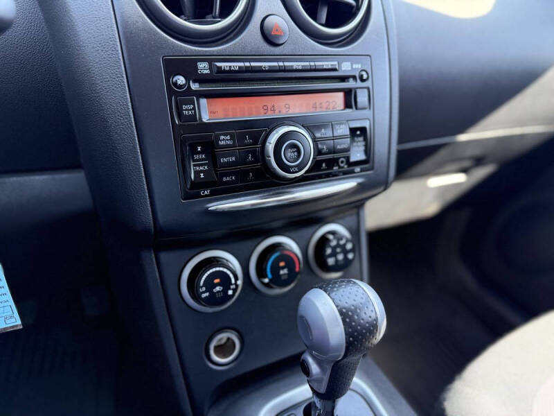 2013 Nissan Rogue S