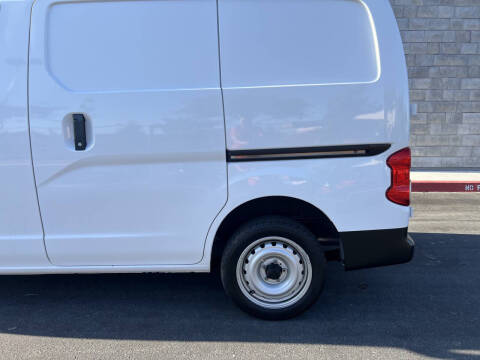 2020 Nissan NV200