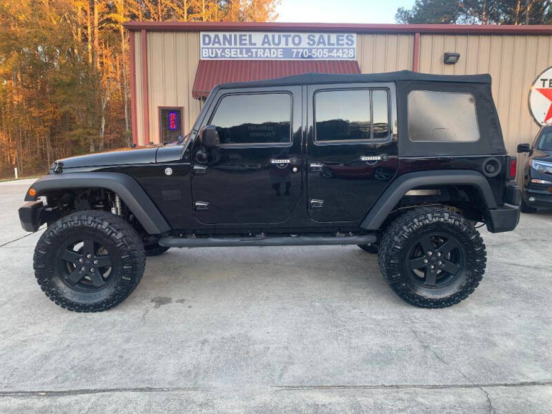 2017 Jeep Wrangler Unlimited for sale at Daniel Used Auto Sales in Dallas GA