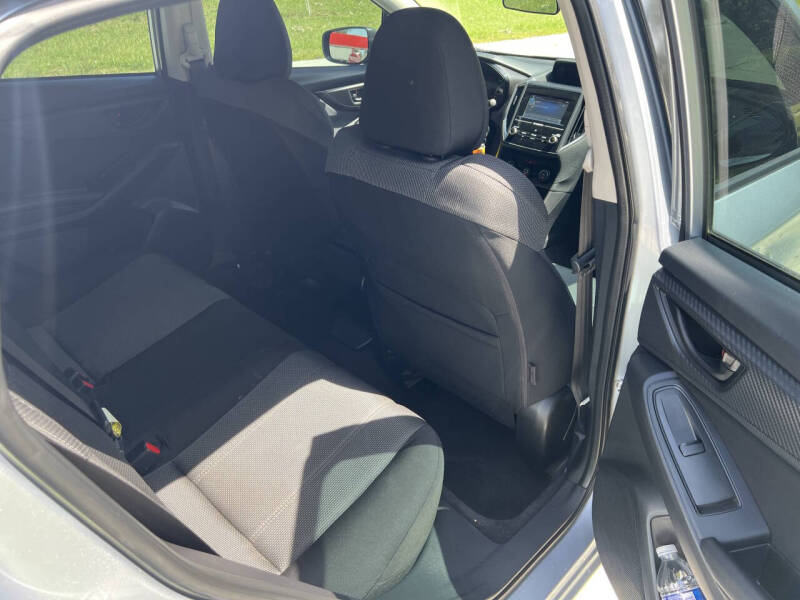 2017 Subaru Impreza 2.0i