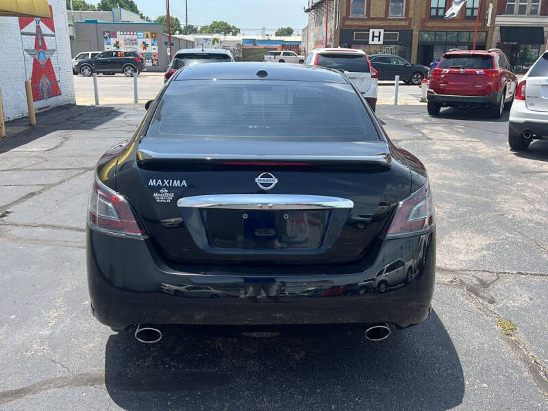 2014 Nissan Maxima