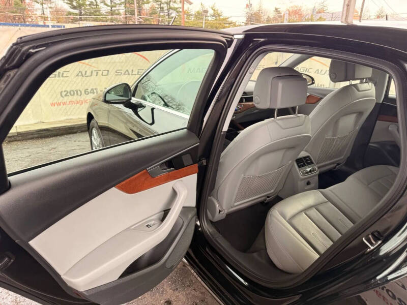 2021 Audi A4 quattro Premium 40 TFSI