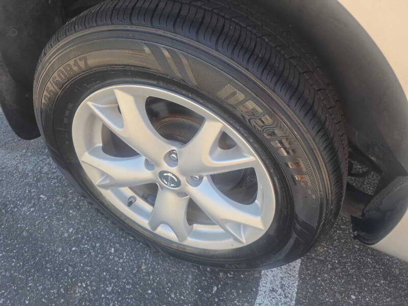 2009 Nissan Rogue S