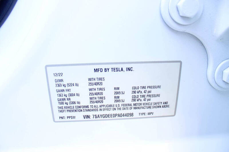 2023 Tesla Model Y Long Range