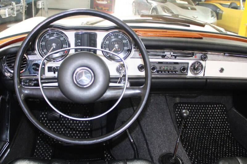 1969 Mercedes-Benz SL-Class