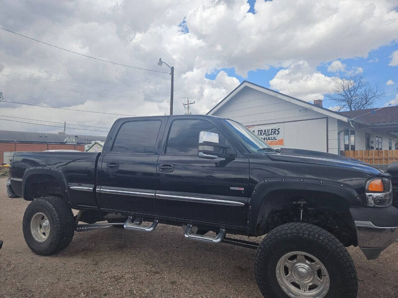 2002 GMC Sierra 2500HD for sale at Good Guys Auto Sales in CHEYENNE, WY