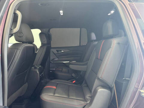 2025 Chevrolet Traverse RS