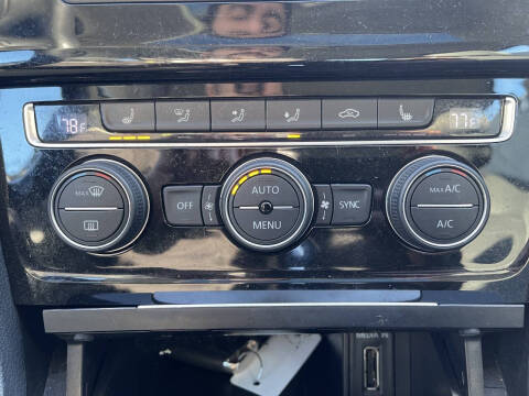 2015 Volkswagen Golf TSI SEL