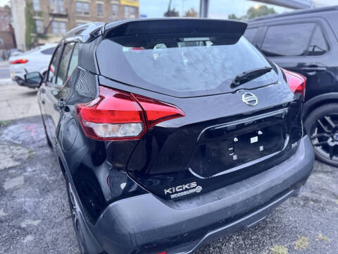2018 Nissan Kicks SR