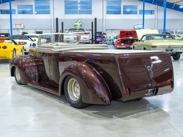 1947 Ford Custom